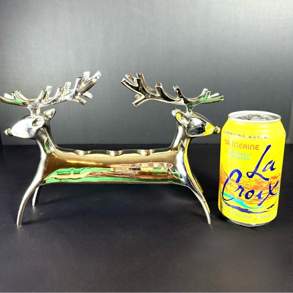 Vintage Pottery Barn Silvertone Metal Reindeer 3 Candlestick Holder Centerpiece - Picture 10 of 16